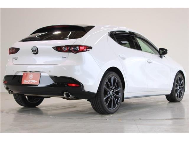 低価格で良質なお車を全社総台数2,000台以上の在庫からお選びいただけます。営業時間　10：00～19：00