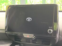 【8インチ　ディスプレイオーディオ】大画面のディスプレイはAppleCarPlayやAndroidAutoが利用可能。大きな画面でスマホナビアプリ等が利用いただけます♪