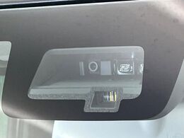 【スズキ　セーフティサポート】走行中に前方の車両等を認識し、衝突しそうな時は警報とブレーキで衝突回避と被害軽減をアシスト。より安全にドライブをお楽しみいただけます。
