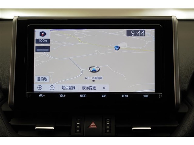純正ナビ（NSZT-Y68T）装着しています。