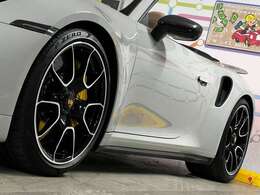911Turbo S Exclusive Design Wheel