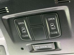 【両側パワースライドドア】スマートキーや運転席のスイッチで後席両側スライドドアの開閉が可能♪電動だから力を入れてドアを開ける必要が無く、小さなお子様でも簡単に開け閉めでき快適です♪