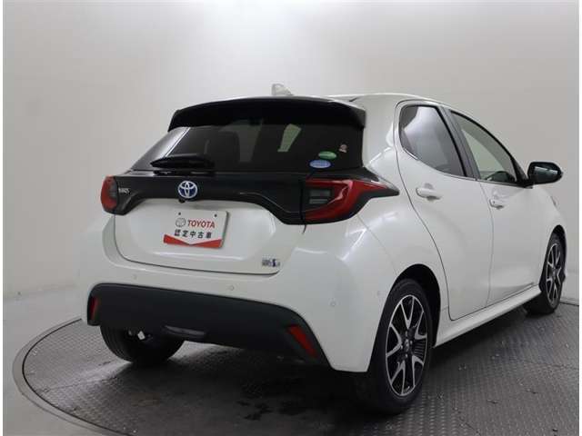 TOYOTA認定中古車ハイブリットは初年度登録日より10年、20万キロのハイブリッドシステム関係の保証付き！安心です！
