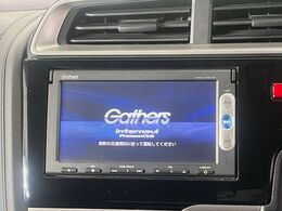 【純正ナビ】人気の純正ナビを装備。オーディオ機能も充実しており、Bluetooth接続すればお持ちのスマホやMP3プレイヤーの音楽を再生可能！毎日の運転がさらに楽しくなります！！