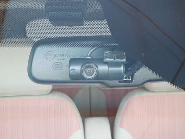 万一に備え、運転の記録をしっかり保存 ( ドライブレコーダー)