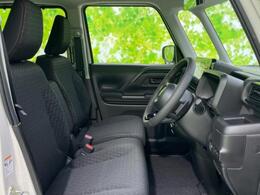 「この車の写真をもっと見たい」「状態が気になる」「この装備はついている？」どんな小さな疑問でもお気軽にお問い合わせください！