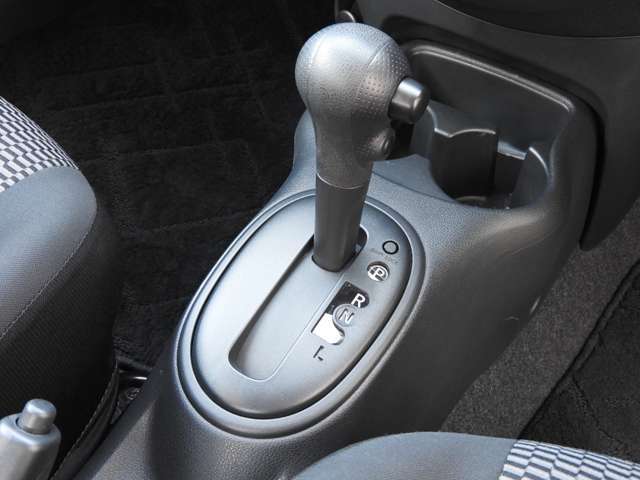 車両状態、装備説明、詳しいご相談などお気軽に当店スタッフまでお電話・メールにてお問い合わせ下さい！親切丁寧にお客様へきめ細やかなご対応を心掛けております。