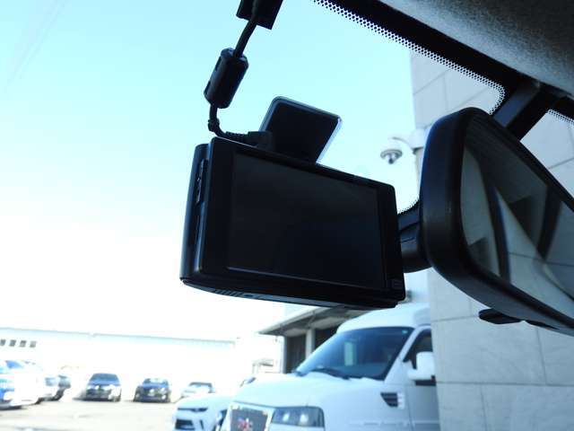 全国各地のご遠方でもご安心ください！弊社BUBU全国ネットワークにて、お客様の最寄りの系列店舗でのアフターメンテナンス（点検・車検・保証修理）が可能で御座います！