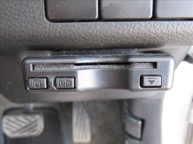 【ETC】ETC付き車両。高速道路を使う際にETCカードがあればスムーズに走行が可能になります。