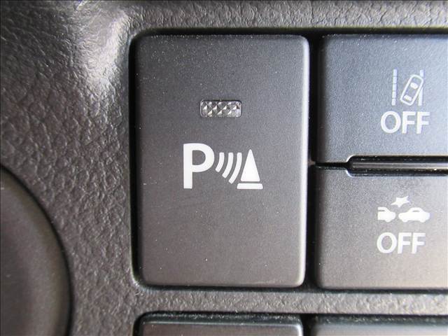 【コーナーセンサー】前方等に障害物があった際に音でお知らせしてくれるので障害物等にぶつかるリスクを軽減してくれます。