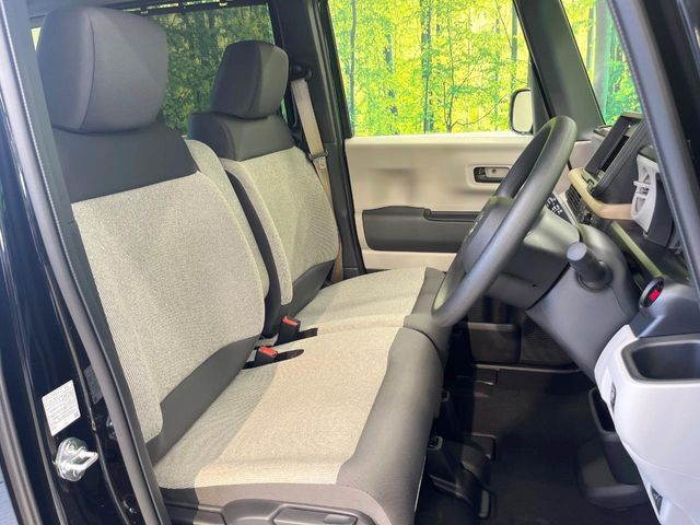 もちろん車内はキレイです♪よりクリーンな状態をキープしたいお客様には『ナノゾーンコート』がおすすめ！新型コロナウイルス対策や、除菌・消臭に効果を発揮し多くの方にご好評いただいております。