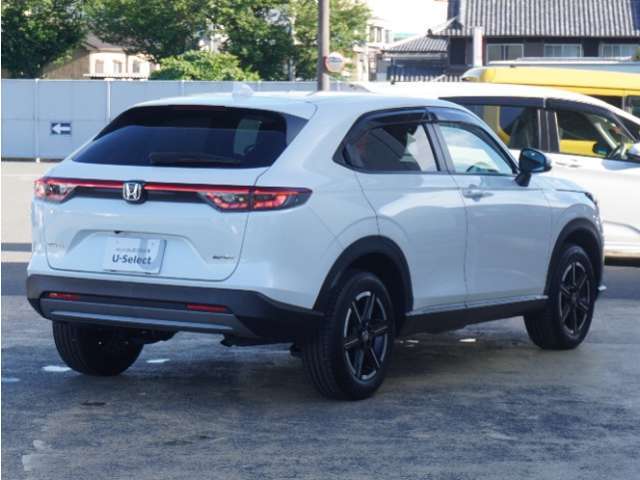 認定中古車では、厳しいHonda認定基準をクリアした厳選されたHonda認定中古車のみ、取り扱っております。「ご購入前の安心」「納車後の信頼」を車両と一緒に提供しております。