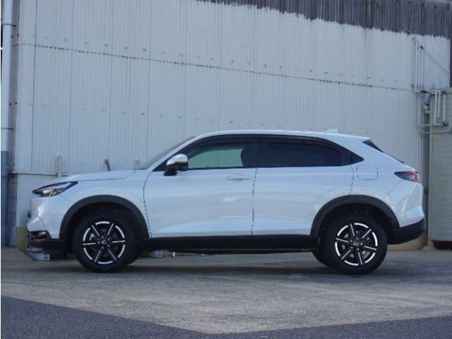 車両本体価格以外に必要な諸費用を含めたお支払い総額で検討して下さい！車両価格は安いけど諸費用が高い！なんてことにならないように当店は購入に必要な金額＝総額を表示しております！
