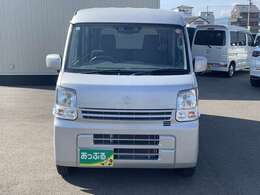 （株）あっぷる関西は業界経験者多数在籍！！新車ディーラー営業・大手中古車ディーラー営業・新車ディーラー整備士など、豊富な知識と経験をお客様の車選びや納車後のサポートをお手伝いさせて頂きます。