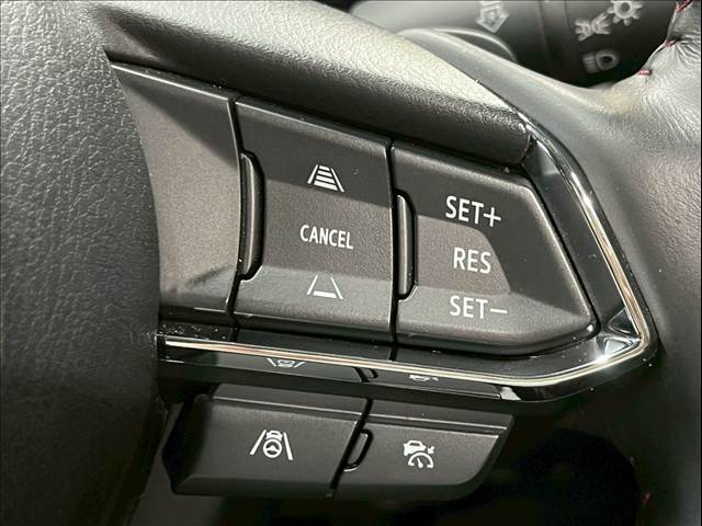 【レーダークルーズコントロールシステム】高速走行や、渋滞での走行時でも、先行車との車間を維持しながらの走行が可能☆