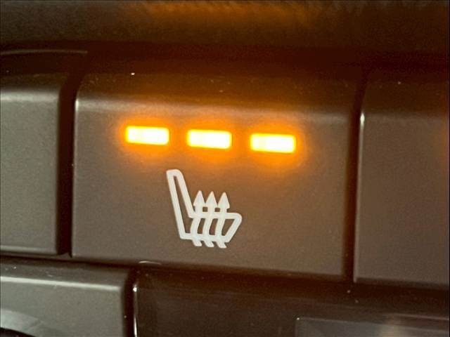 【シートヒーター】寒い季節や早朝にあるとうれしい装備です☆