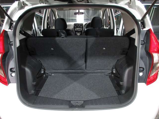 当社の整備はディーラー、認証工場と提携しております。走行テスト、点検、整備と各職人さんに当社が心を鬼にして良い状態に仕上げることに全力を尽くさせます！