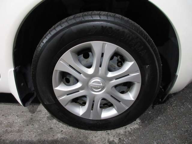 当社の整備はディーラー、認証工場と提携しております。走行テスト、点検、整備と各職人さんに当社が心を鬼にして良い状態に仕上げることに全力を尽くさせます！