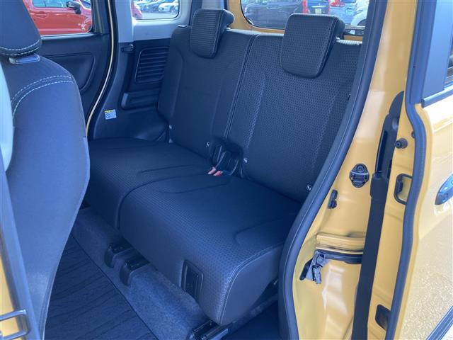 【　セカンドシート　】2列目も広々お乗りいただけます♪