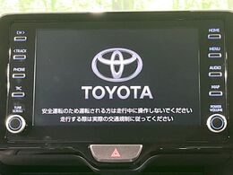 【純正ナビ】人気の純正ナビを装備しております。ナビの使いやすさはもちろん、オーディオ機能も充実！キャンプや旅行はもちろん、通勤や買い物など普段のドライブも楽しくなるはず♪