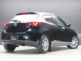 ☆ジェットブラックマイカのMAZDA2☆