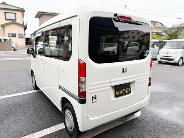 全国各地販売承ります♪　陸送会社　東西海運さんもしくはZEROさんを使用し全国にご納車が可能です。車庫証明も含めて登録業務一式を代行して承りますので遠方のお客様もご安心下さい♪