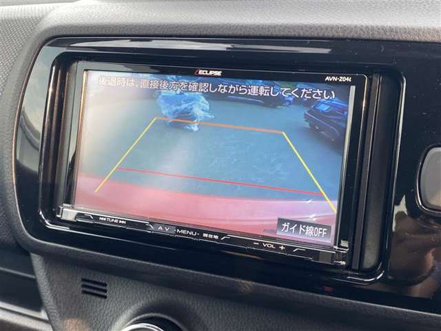 バックカメラ付で駐車も安心♪