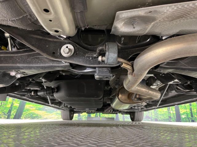 下回りがきれいなうちに、防錆加工の施工がオススメ。降雪地域はもちろん、沿岸部にお住いの方や、趣味でマリン・ウィンタースポーツをされる方にご好評いただいております。