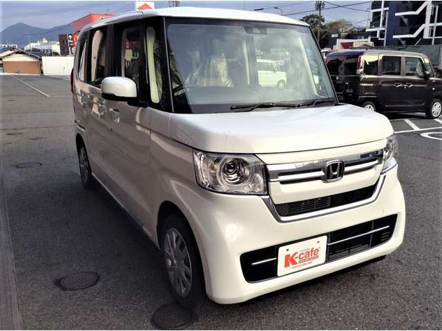 【届出済未使用車の得する価格】大量仕入れにより車両価格が割安な上重量税は払い込み済みで、登録月によっては取得税もかかりません。
