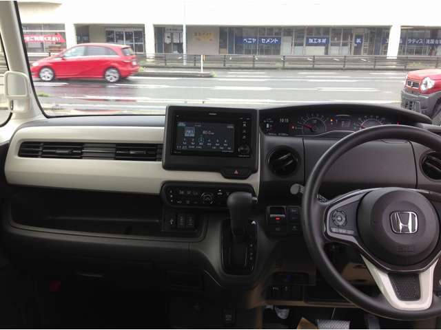 快適なカーライフを過ごしていただくためにオイル交換～定期点検や車検整備なども実施。国土交通省トップランクの指定工場6拠点、認証工場1拠点の体制で高いクオリティの整備を実施しております。