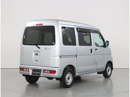 年式の割に低走行のサンバーバン入荷しました！色々な用途に使える1台！気になる方はお早めに