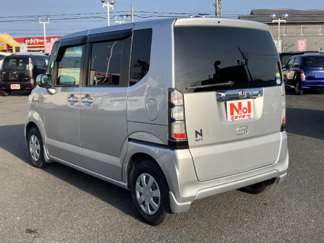 ナオイオートの安心宣言！販売・商品・整備・保険お客様に素敵なカーライフを送っていただくために、4つの安心を宣言します！