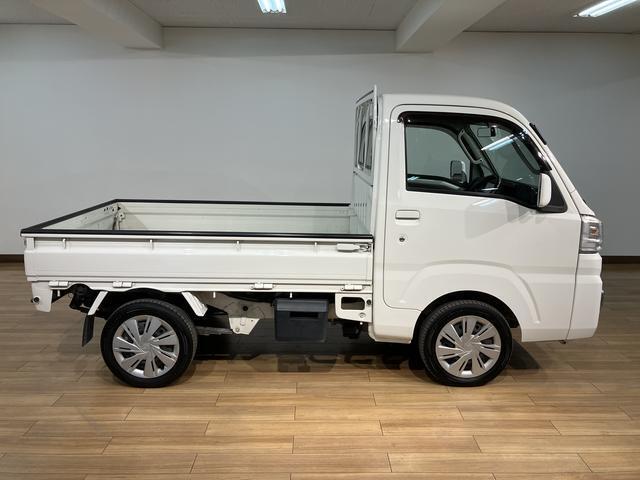 大阪ダイハツ販売（株）U-CAR八尾　072-990-2990までご連絡お待ちしております☆　お気軽にお問い合わせください！