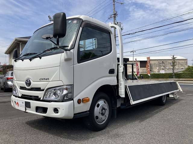 ☆全車に納車より3ヵ月間の保証もしくは，走行距離5000kmの保証がついています。車両基本部分へ修理保証をお付けいたします（車両架装部分は保証対象外となります）