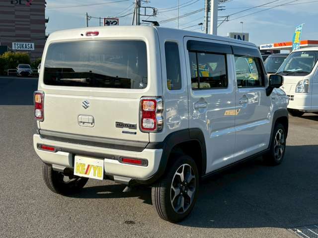 ☆修復歴表示を自社基準では無く、公的機関「（財）日本自動車査定協会」の基準を採用し、全車に修復歴の有無や箇所、程度を明記☆