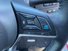 プロパイロットは、高速道路での単調な走行と長時間の巡航走行2つのシーンでドライバーに代わってアクセル、ブレーキ、ステアリングを自動で制御し疲労軽減になります。