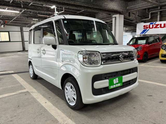 当店では、オールメーカー・オールカラーの新車・届出済み未使用車を取り揃えております。