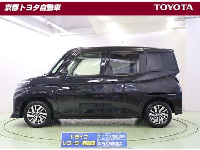 衝突回避支援ブレーキ、車線逸脱警報、誤発進抑制制御、先行車発進お知らせ、オートハイビームに加え、標識認識機能(進入禁止)、コーナーセンサーも備えた「スマアシ」搭載で安心安全をサポートしています。