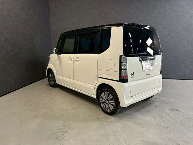 ここまで閲覧頂きありがとうございます♪当店は、滋賀県甲賀市の田舎町で車関連のトータルサービスをしております！お買い得な車両を常時40台以上展示しております♪