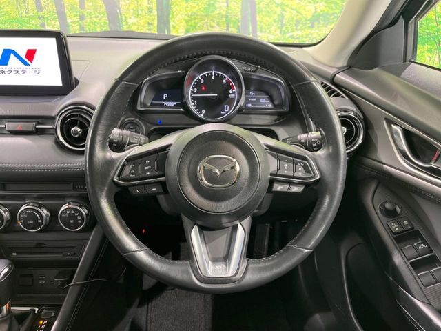 【ステアリングスイッチ】運転中、前方から目線をそらすことなく、オーディオ等の操作が可能な便利機能！安心＆快適なドライブを演出してくれます♪