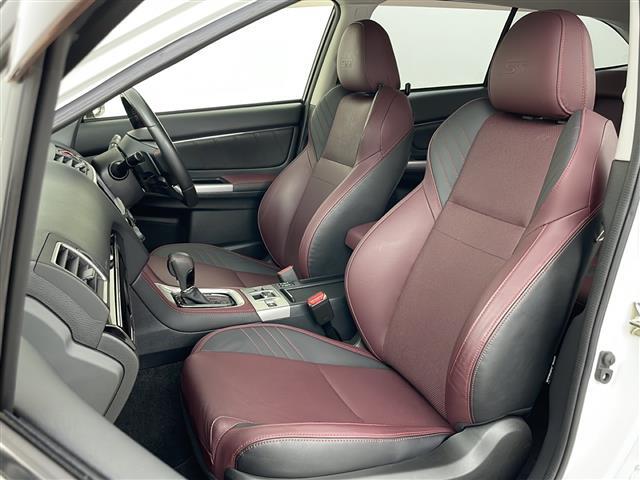 【助手席】きれいな助手席なので家族や友だちに乗ってもらっても安心です！新品のフロアマットのご注文も可能です。掲載箇所以外にご希望の写真がございましたらお気軽にお問い合わせ下さい。