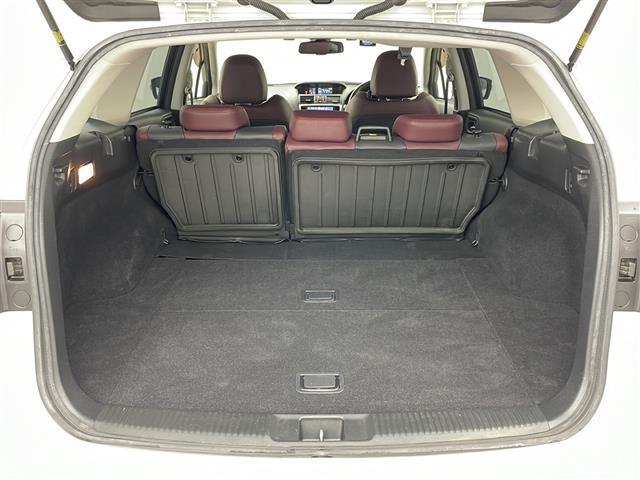 【シートアレンジ】乗せる人数、荷物によってシートをアレンジすれば、ダンボールなどの大きい荷物や、釣り具などの長尺物も載せられそうですね！