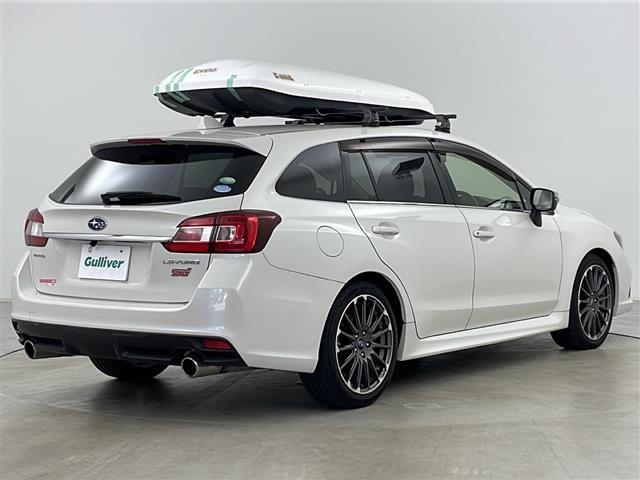 【右斜後】ガリバーの保証は、走行距離が無制限！電球や消耗品、ナビ等の社外品も保証対象。末永いカーライフに対応する充実した保証内容（保証期間によって保証内容は変わります。)