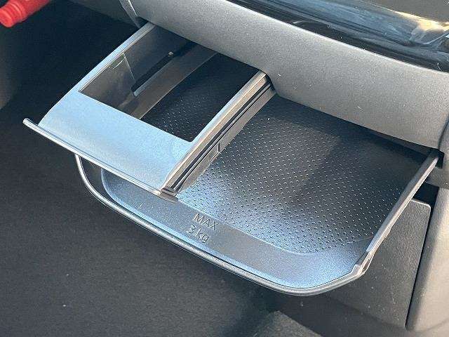 任意保険も取扱いしております。新しいお車にあった保険内容でしっかりサポートします！まずはお見積りからお気軽にお問い合わせください！