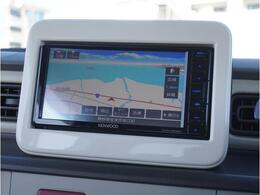 【ナビ】ナビ付いてます。初めての旅先やドライブでも安心して目的地まで案内してくれます。お近くのスズキ自販島根までお越しください。