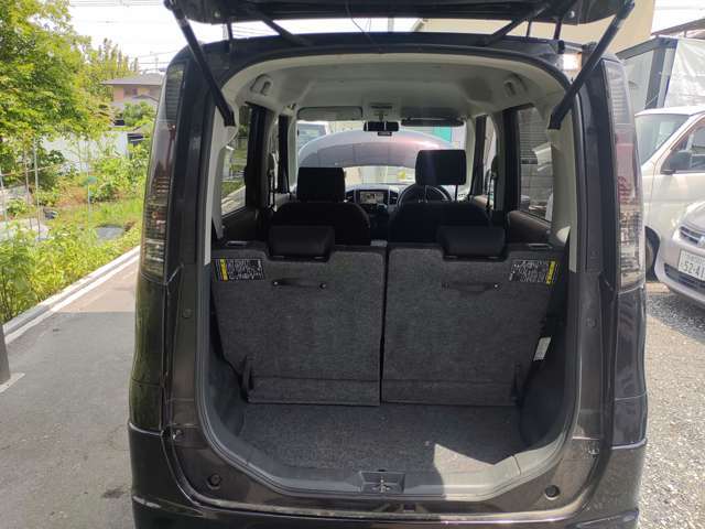 弊社お客様下取車です。少数スタッフでの営業と分かりにくい場所にありますので、お電話にて来店予約していただくようご協力お願いいたします。問い合わせ電話番号【0078-6003-602186 フリーダイヤルです】