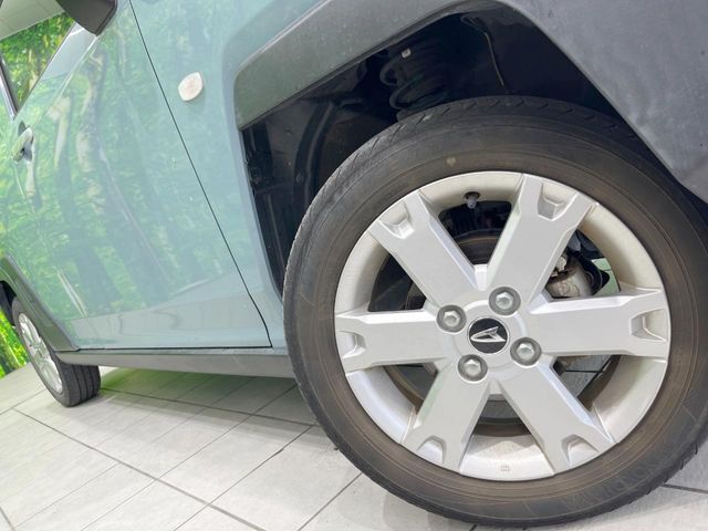 【純正15インチアルミホイール】外観にマッチした純正アルミホイールを装着しております。各種社外アルミホイールや、スタッドレスタイヤも取扱いしております。是非ご相談ください♪