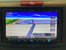 ワイド画面のナビゲーションはフルセグTVのメモリーナビ（社外品）を搭載しています。