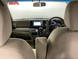 見晴らし良好で、運転にゆとりが広がります。