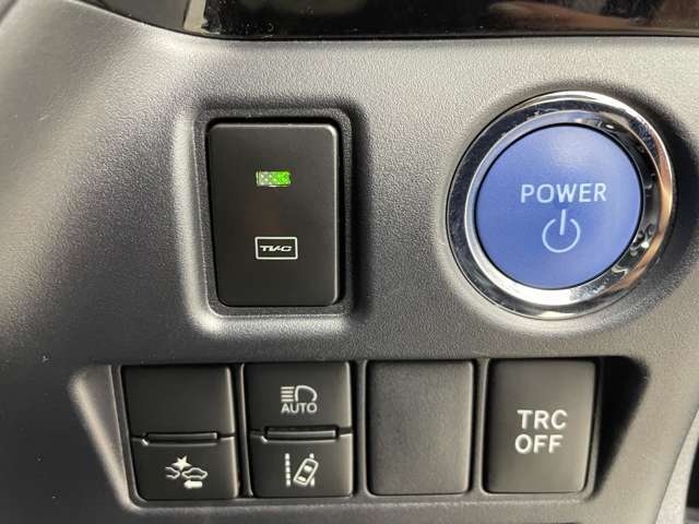 【運転席操作部】快適なドライブを楽しむための機能が装備されています！運転席から触れるので、使いやすいです！除菌プランいれていただくと、さらに清潔で安心していただけます！